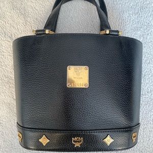 🌸SOLD🌸AUTHENTIC VINTAGE MCM MINI BLACK LEATHER HANDBAG